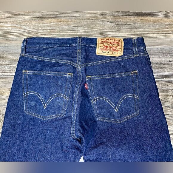 Vintage Levi's 501xx Dark Wash Blue Jeans 501-0000 Size 28x32 EUC - Picture 6 of 16